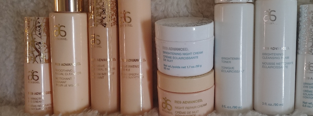 Arbonne Re9 Advanced & BRIGHTENING anti-AGE set 12PC full size